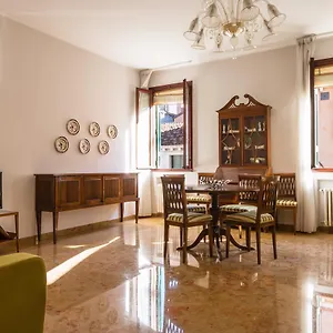 Apartment Rialto Bridge Large Venetian Style With Lift 