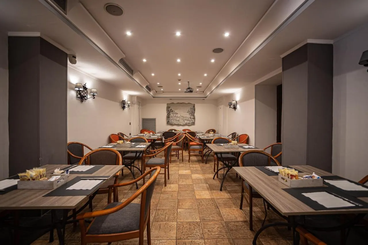 Hotel Del Real Orto Botanico Naples 4*,